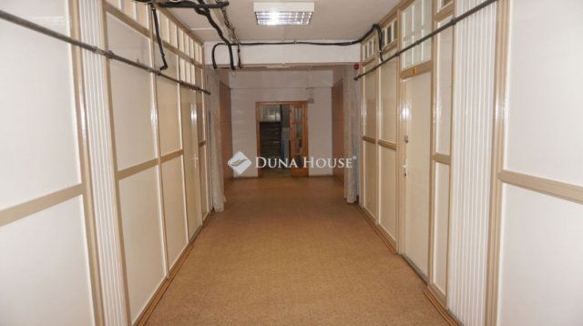 Eladó iroda, Zalaegerszegen 59.99 M Ft / költözzbe.hu