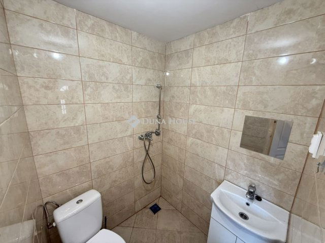 Eladó téglalakás, Budapesten, XVIII. kerületben 27 M Ft