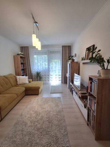 Eladó panellakás, Debrecenben, Sinai Miklós utcában 59.99 M Ft