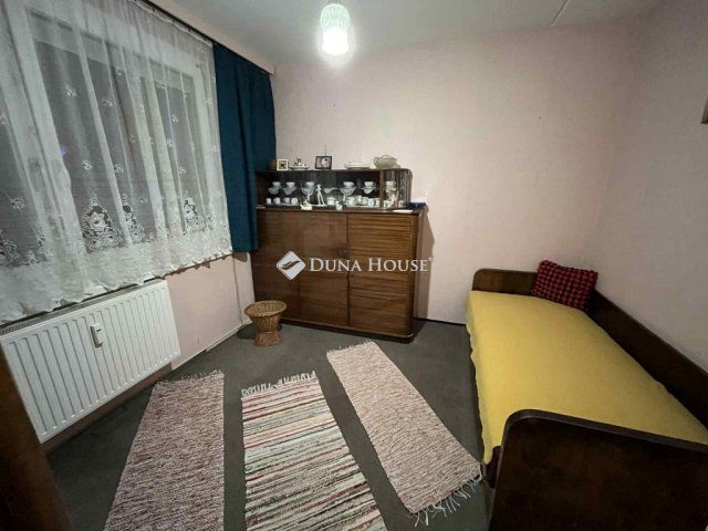 Eladó panellakás, Mosonmagyaróváron 42.9 M Ft, 2 szobás