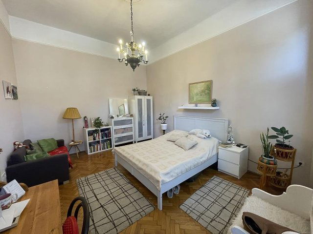 Eladó téglalakás, IV. kerületben, Deák Ferenc utcában