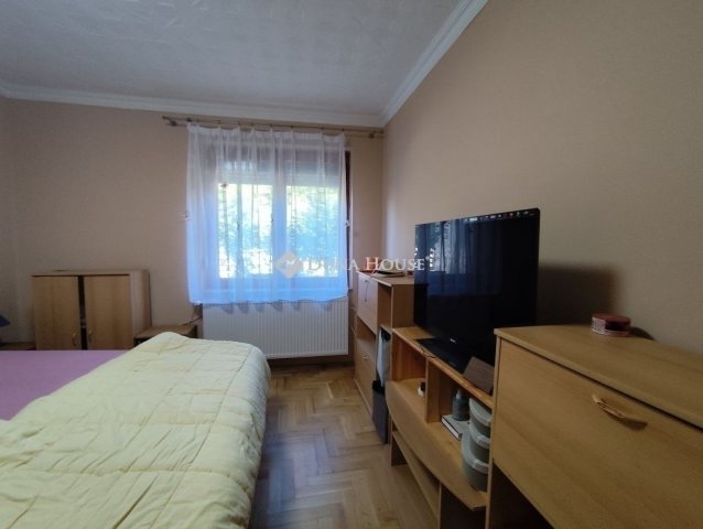 Eladó családi ház, Ócsán 93.9 M Ft, 6 szobás