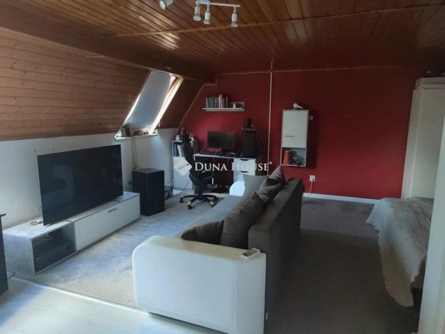 Eladó családi ház, Szegeden 110 M Ft, 4 szobás