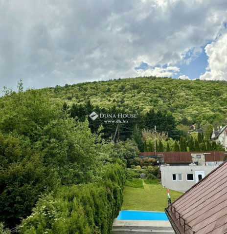 Eladó családi ház, Budapesten, III. kerületben 379 M Ft