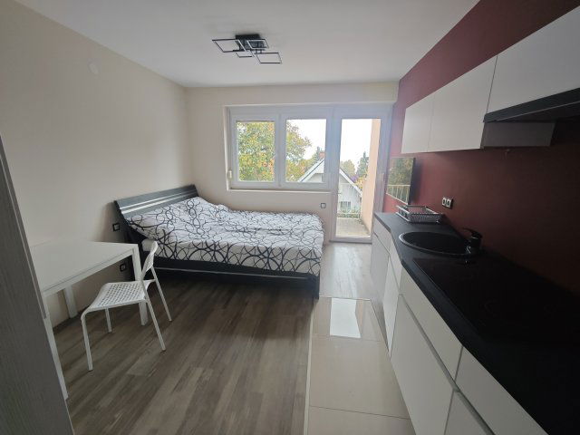 Kiadó téglalakás, albérlet, Balatonalmádiban 150 E Ft / hó