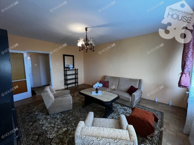 Eladó panellakás, Kecskeméten 40.9 M Ft, 2 szobás