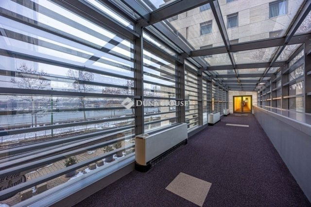 Eladó téglalakás, Budapesten, IX. kerületben 92.9 M Ft, 2 szobás