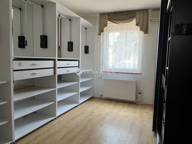 Eladó családi ház, Budapesten, XXI. kerületben 198 M Ft