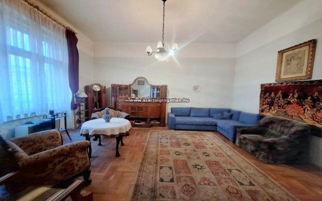 Eladó téglalakás, VII. kerületben, Péterfy Sándor utcában