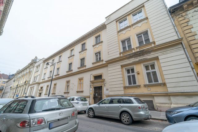 Eladó téglalakás, Budapesten, VIII. kerületben 169.9 M Ft