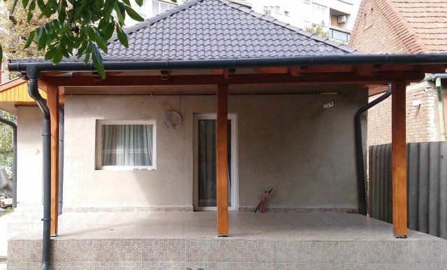 Eladó családi ház, Szolnokon 42.9 M Ft, 2 szobás