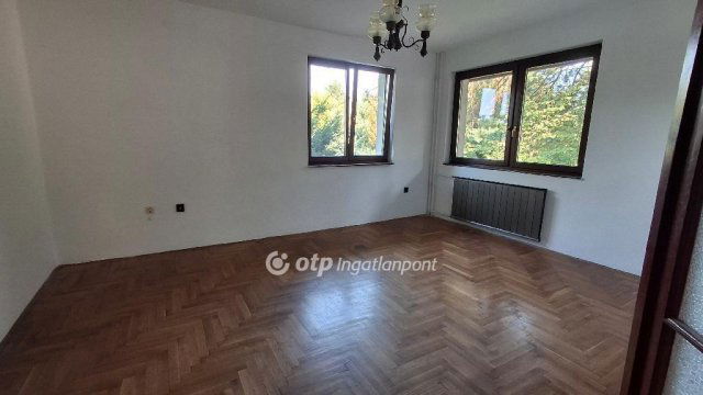 Eladó családi ház, Budapesten, II. kerületben 225 M Ft