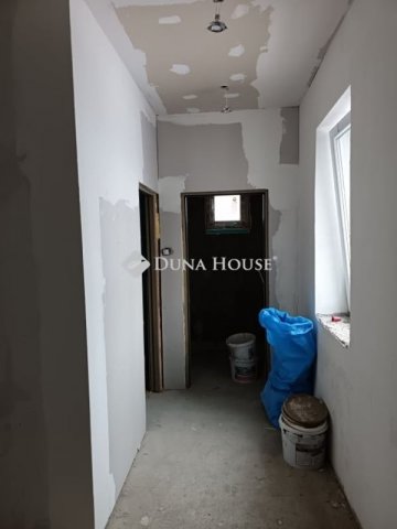 Eladó családi ház, Szatymazon 74 M Ft, 4 szobás