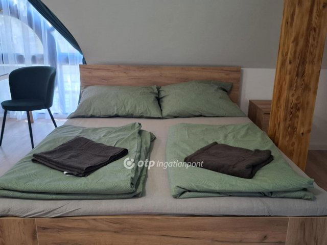 Kiadó téglalakás, albérlet, Siófokon 250 E Ft / hó, 1 szobás