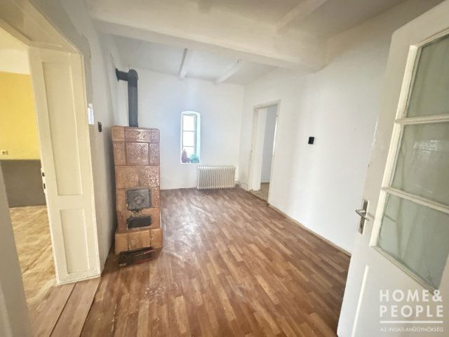 Eladó családi ház, Hódmezővásárhelyen 27.99 M Ft, 2+1 szobás