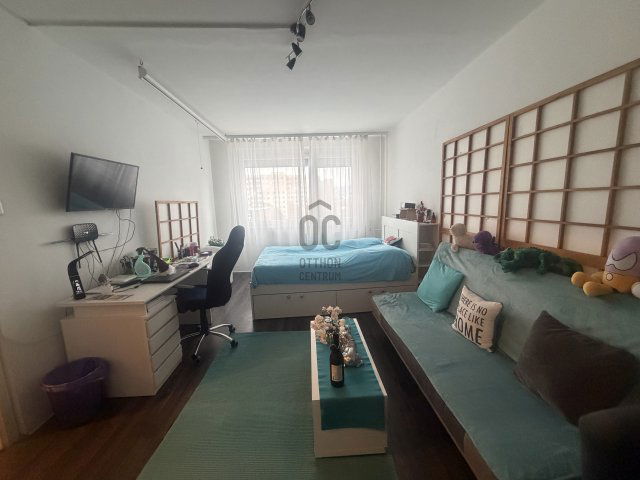 Eladó panellakás, III. kerületben, Zsirai Miklós utcában