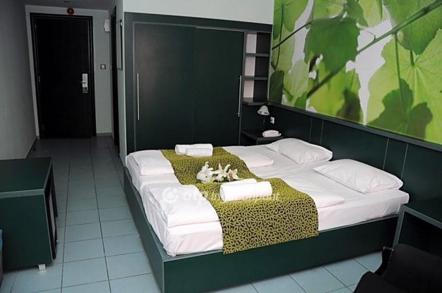 Eladó hotel, Budapesten, XIV. kerületben 2715 M Ft