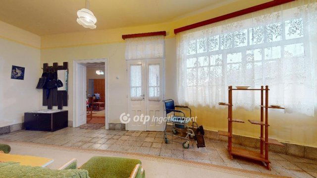 Eladó családi ház, Ópályin 23 M Ft, 3 szobás