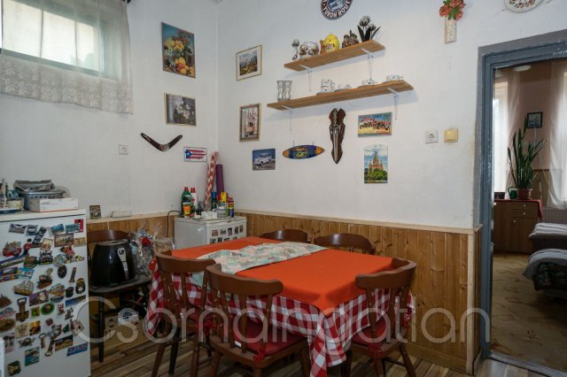 Eladó téglalakás, Csornán 29.9 M Ft, 2 szobás