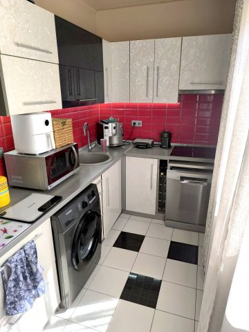 Eladó panellakás, Debrecenben 76.4 M Ft, 3 szobás