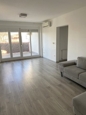 Kiadó téglalakás, albérlet, Debrecenben 270 E Ft / hó, 3 szobás