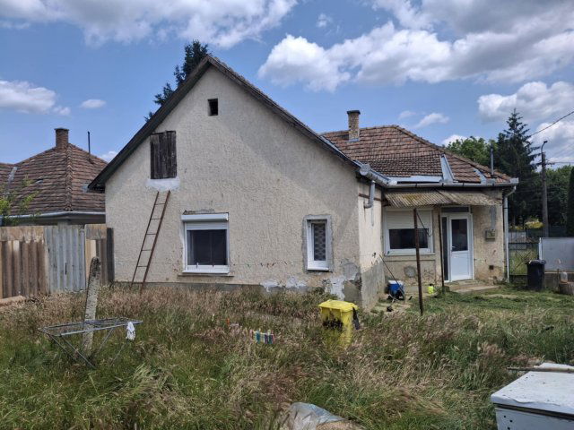 Eladó családi ház, Mátraderecskén 16 M Ft, 2+1 szobás