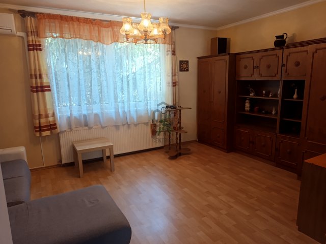 Kiadó téglalakás, albérlet, Debrecenben, Bornemissza utcában