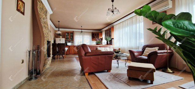 Eladó családi ház, Miskolcon 129 M Ft, 6 szobás