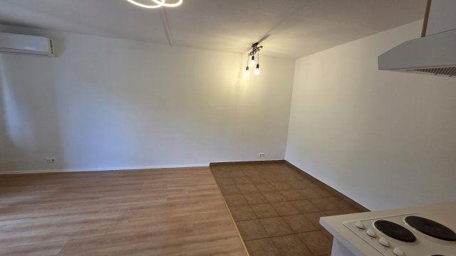 Kiadó téglalakás, albérlet, Budapesten, III. kerületben