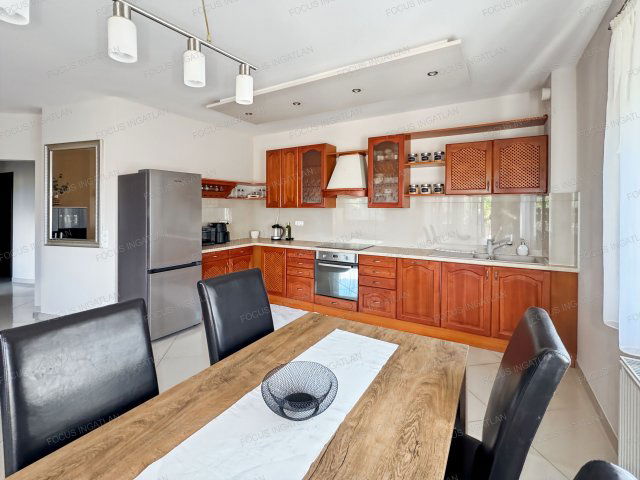 Kiadó téglalakás, albérlet, Kecskeméten 280 E Ft / hó