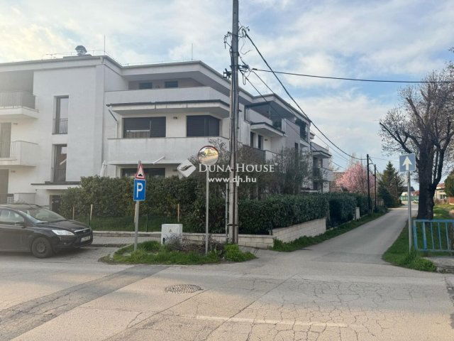 Kiadó téglalakás, albérlet, Székesfehérvárott 375 E Ft / hó