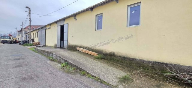 Kiadó ipari ingatlan, Alsónémediben 640 E Ft / hó