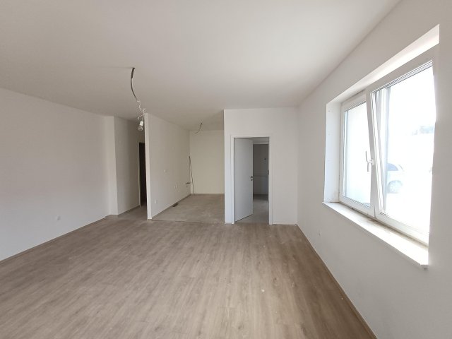 Eladó téglalakás, Szombathelyen 43.9 M Ft, 2 szobás