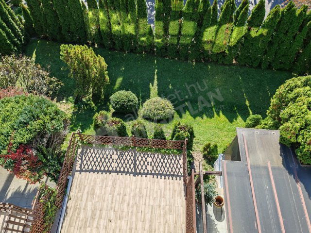 Kiadó sorház, albérlet, Budapesten, II. kerületben, Bimbó úton