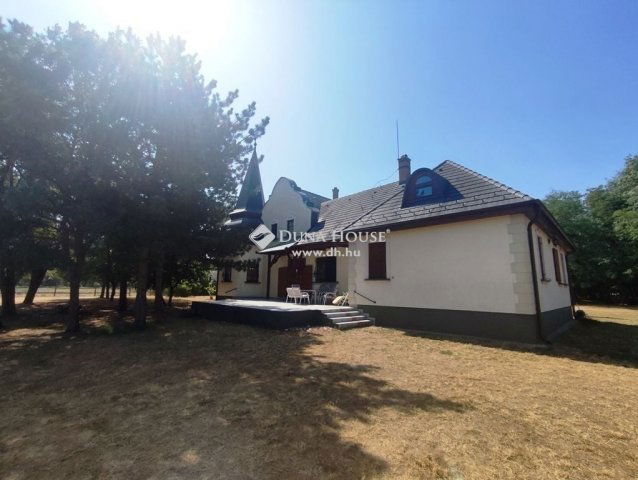 Eladó családi ház, Fülöpházán 229 M Ft, 7 szobás