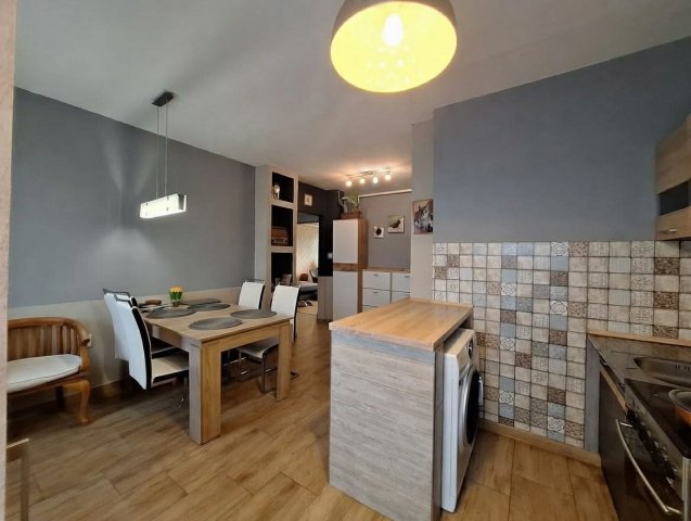 Eladó panellakás, Komlón, Hegyhát utcában 29.9 M Ft, 2 szobás
