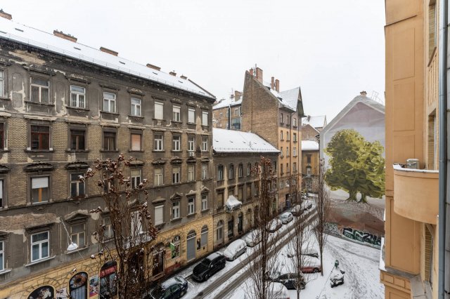 Eladó téglalakás, Budapesten, VII. kerületben 179.99 M Ft