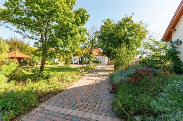 Eladó családi ház, Ráckevén 490 M Ft, 4 szobás