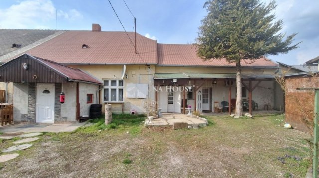 Eladó ikerház, Sárbogárdon 53.999 M Ft, 6 szobás