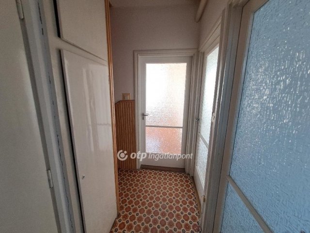 Eladó sorház, Zircen 59.99 M Ft, 4+1 szobás