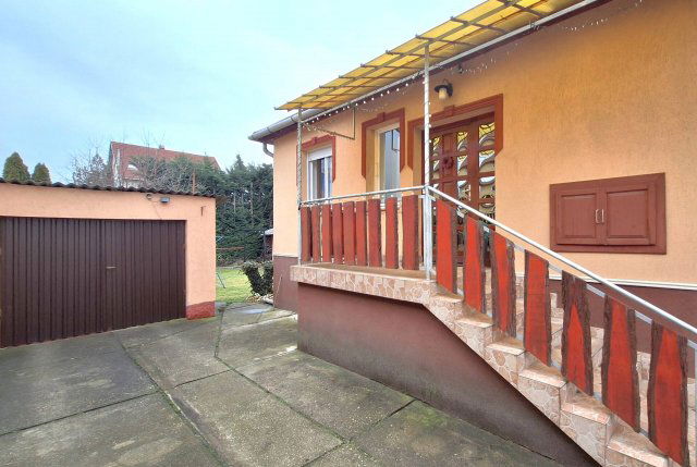 Eladó családi ház, Felsőzsolcán 58.9 M Ft, 2+1 szobás