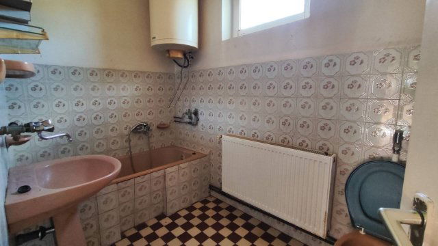 Eladó családi ház, Nyírkátán 13 M Ft, 2+1 szobás