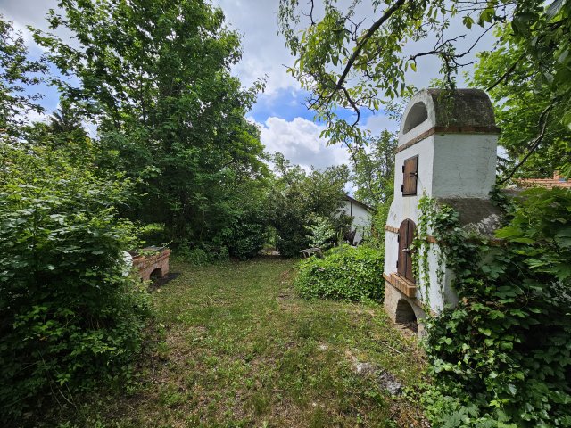 Eladó nyaraló, Kőszegen 19.9 M Ft, 1 szobás
