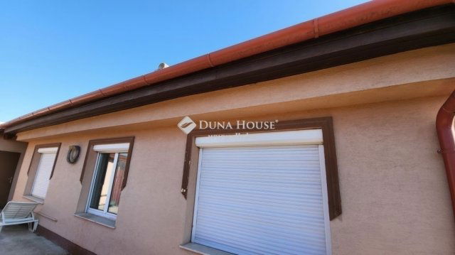 Eladó családi ház, Érden 79 M Ft, 4 szobás