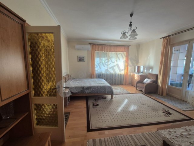 Kiadó téglalakás, albérlet, XIX. kerületben, Komjáti Gyula utcában