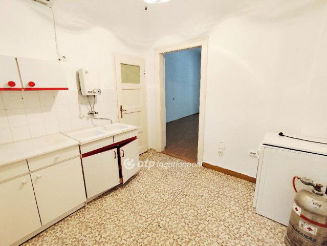 Eladó téglalakás, Budapesten, XIX. kerületben 34.9 M Ft