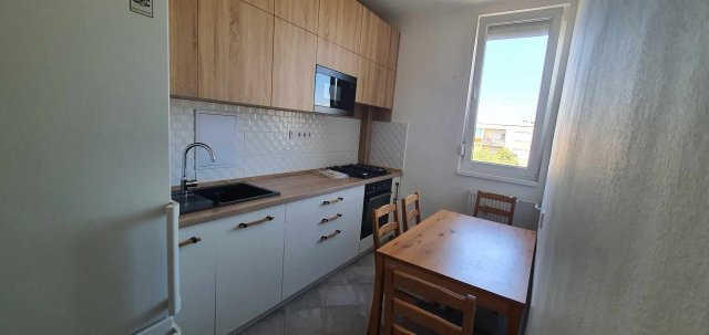 Kiadó téglalakás, albérlet, XXI. kerületben, Templom utcában