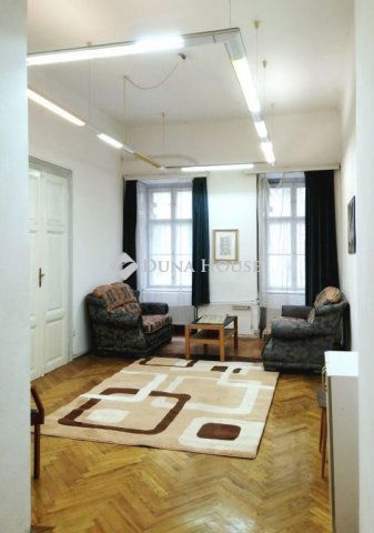 Kiadó téglalakás, albérlet, V. kerületben, Semmelweis utcában