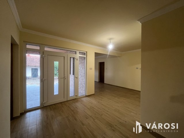 Eladó családi ház, Hosszúpályin 69 M Ft, 3 szobás