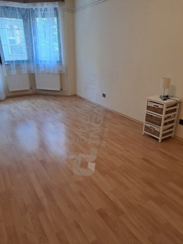 Kiadó téglalakás, albérlet, Budapesten, III. kerületben